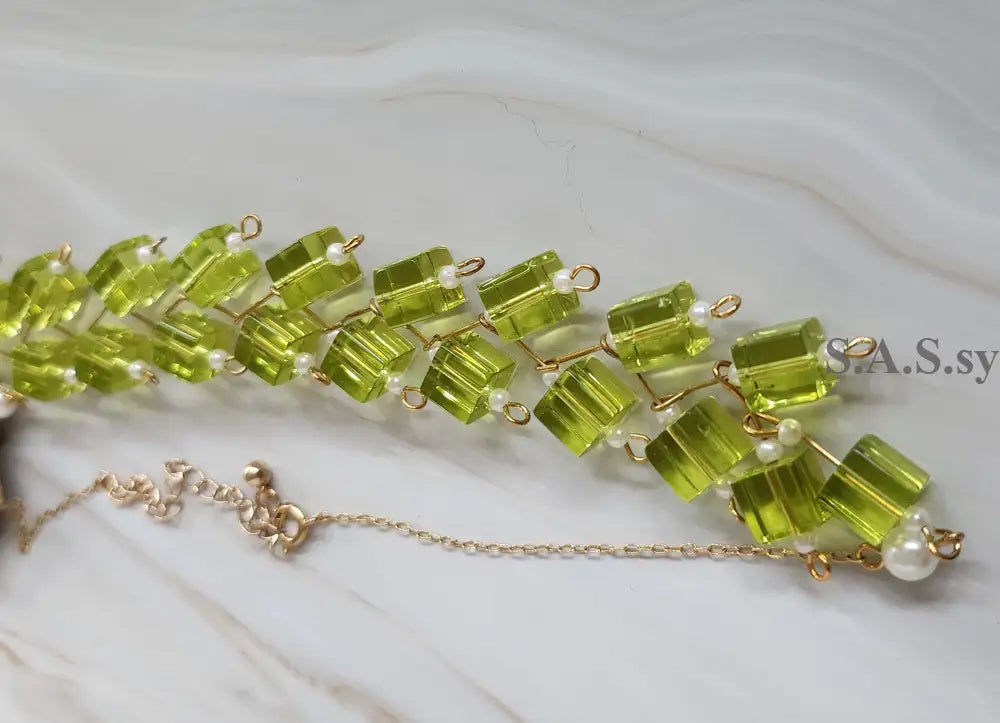 Verdant Glimmer Necklace N27 Necklace